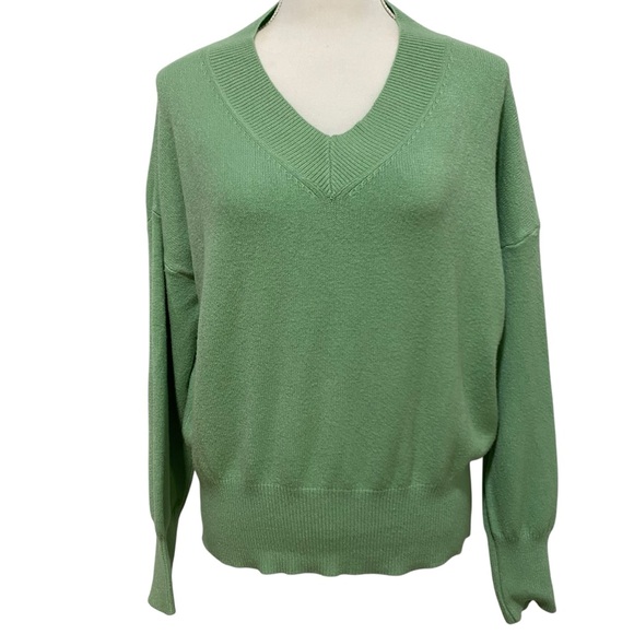 Philosophy Sweater Green V-Neck Women's Size Large Drop Shoulder Long Sleeve - Picture 1 of 13